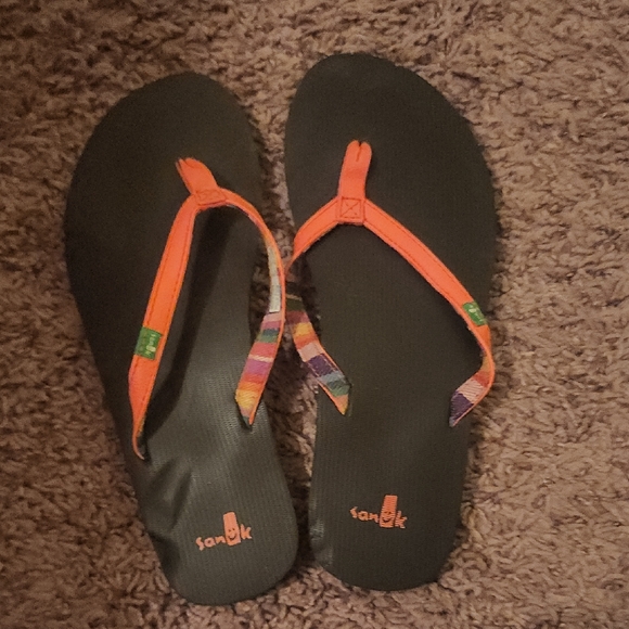Sanuk Women's Black and Orange Sandals - Picture 1 of 4